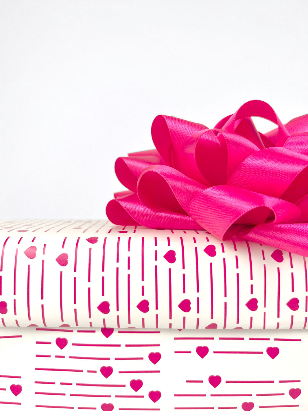 Barbie™ Hearts Print Gift Wrap - Barbie™ Pink