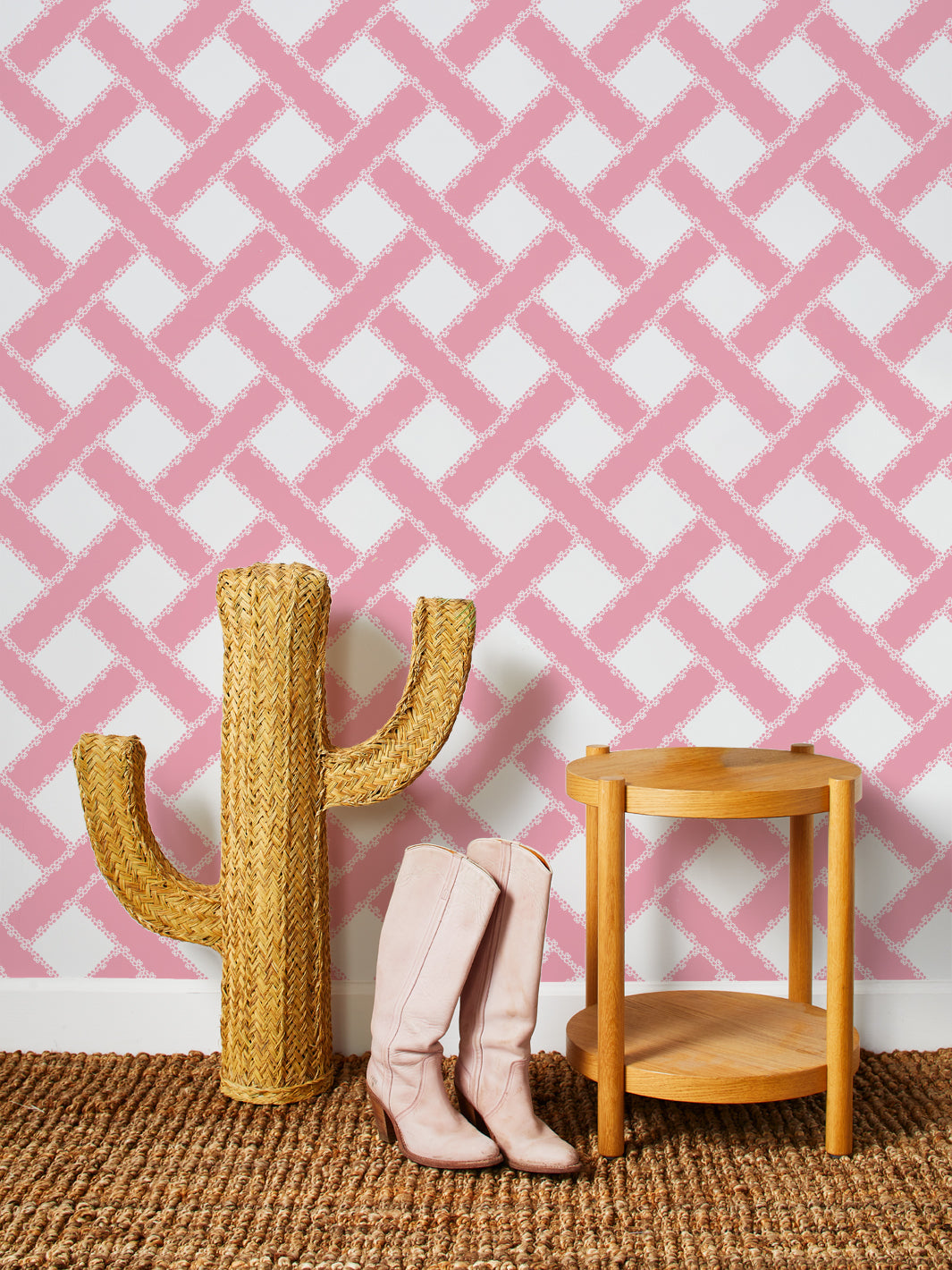 'Barbie™ Trellis' Wallpaper by Barbie™ - Bubblegum