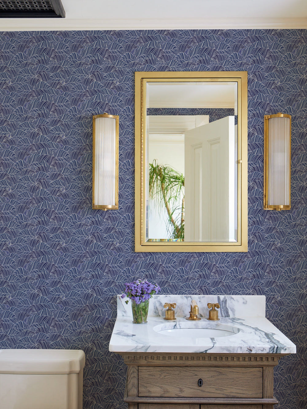 crashing-waves-wallpaper-lingua-franca-deep-sea