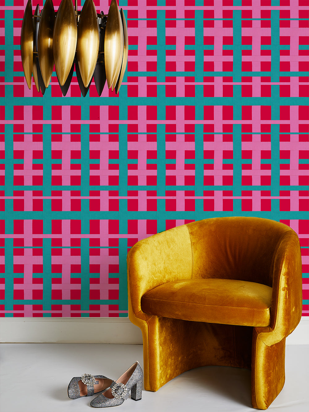 crosstown-plaid-wallpaper-by-sarah-jessica-parker-teal-on-geranium
