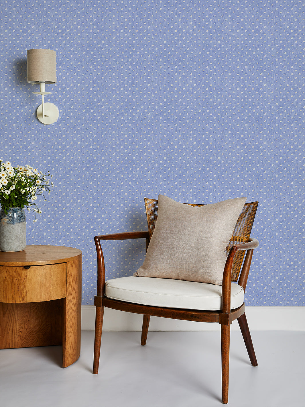 dotted swiss wallpaper by sarah jessica parker bluebelle