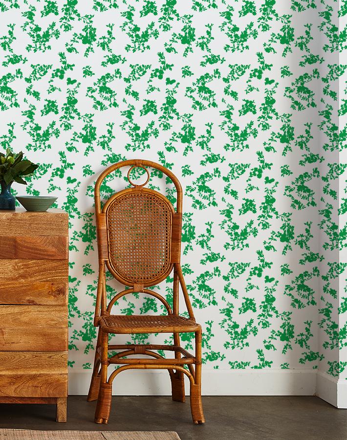 francoise-floral-wallpaper-green-on-white