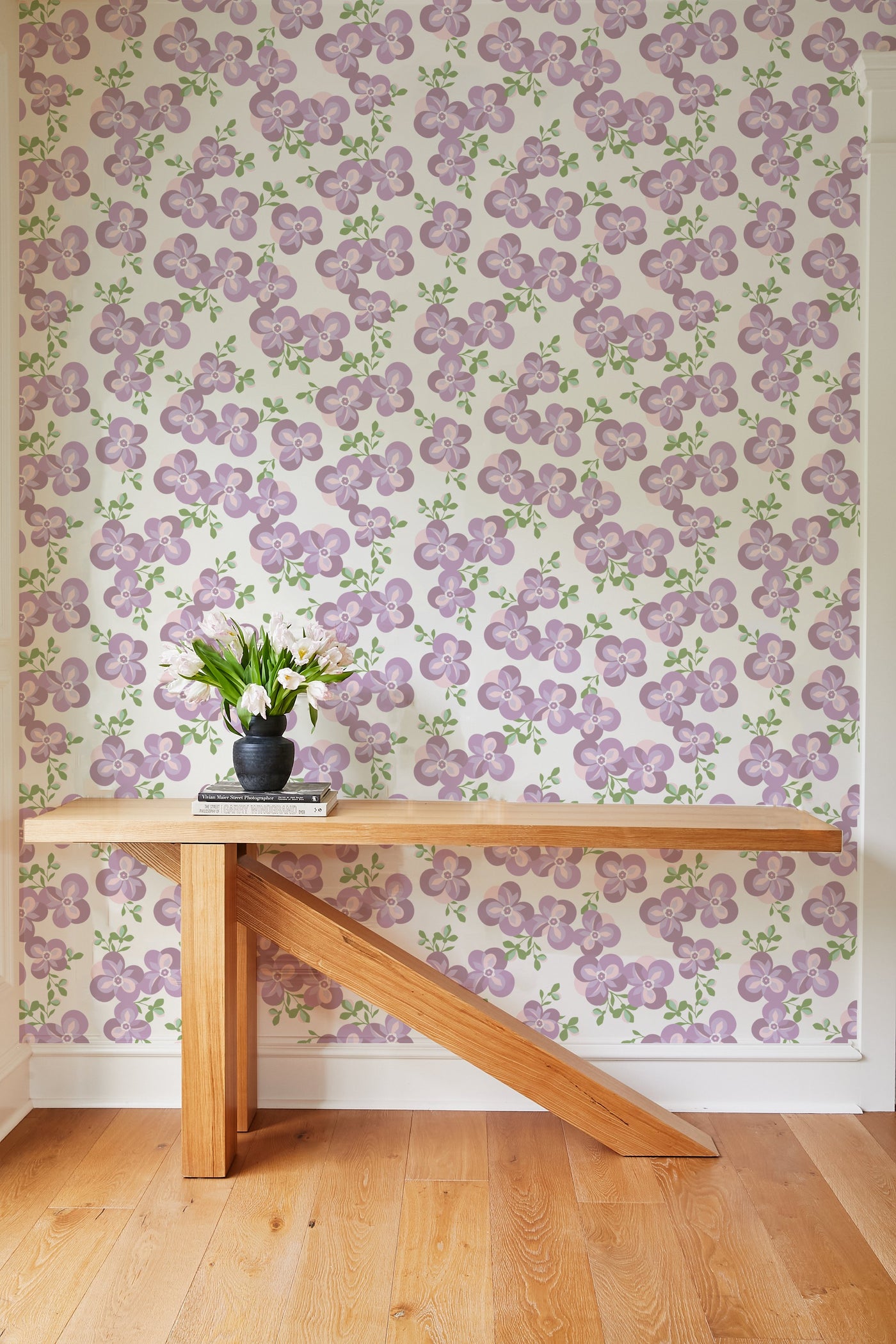 'Graphic Flower' Wallpaper by Tea Collection - Lavender