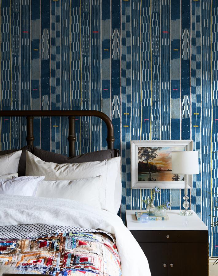 'Large Madison Stripe' Wallpaper by Chris Benz - Indigo