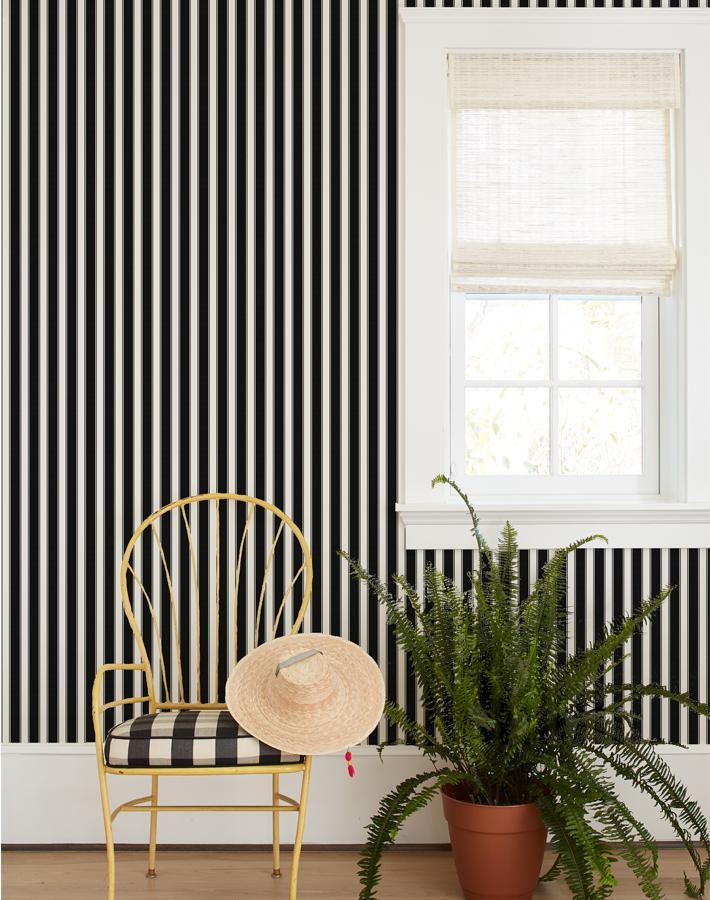 ojai-stripe-wallpaper-black