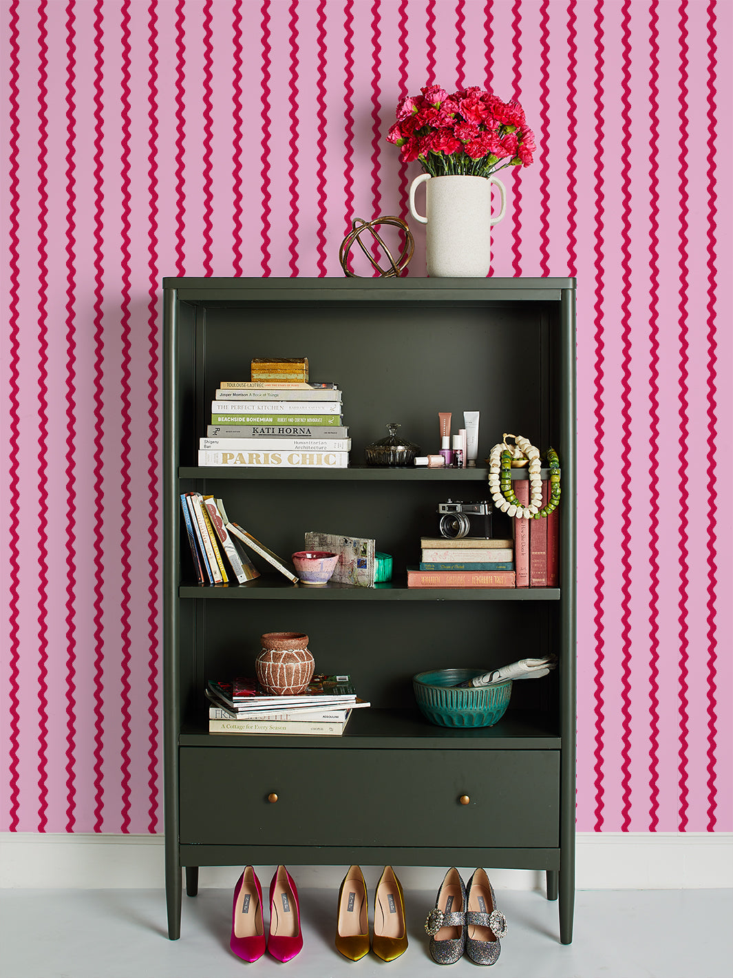 'Ric-Rac Stripe' Wallpaper by Sarah Jessica Parker - Rosé Geranium