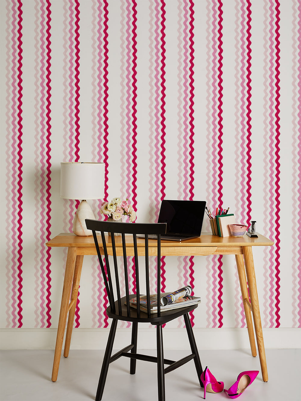 ric-rac-bands-wallpaper-by-sarah-jessica-parker-pink-slipper-geranium