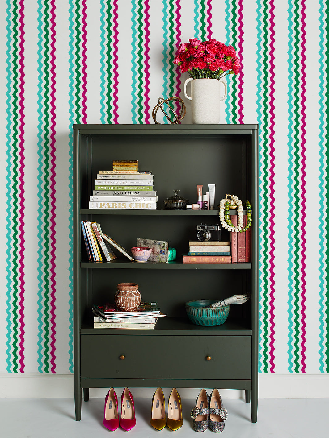 ric rac bands wallpaper by sarah jessica parker emerald capri raspberry