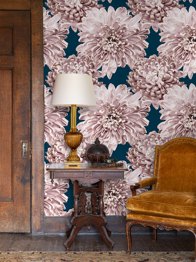 'The Mums' Wallpaper by Sarah Jessica Parker - Navy
