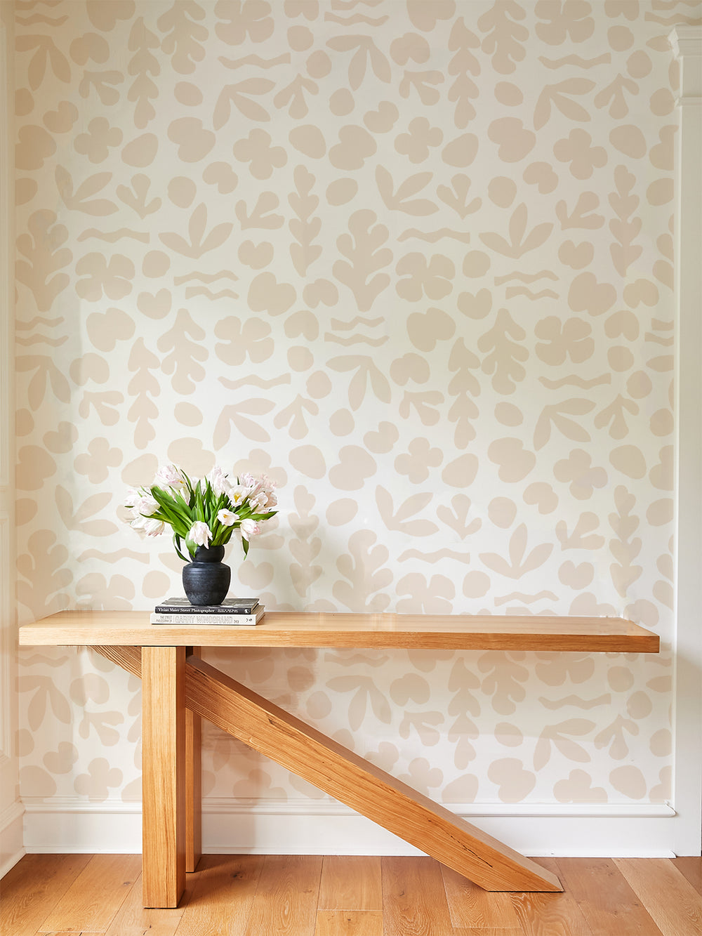 sea-garden-wallpaper-by-tea-collection-taupe