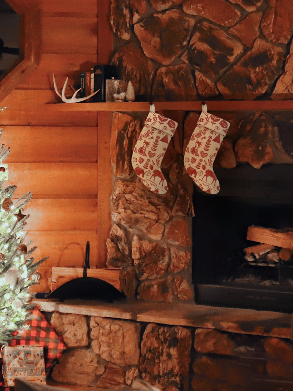 alisal holiday stocking red