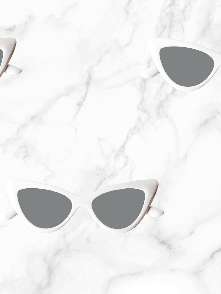 barbiestyle-sunnies-wallpaper-by-barbie-white