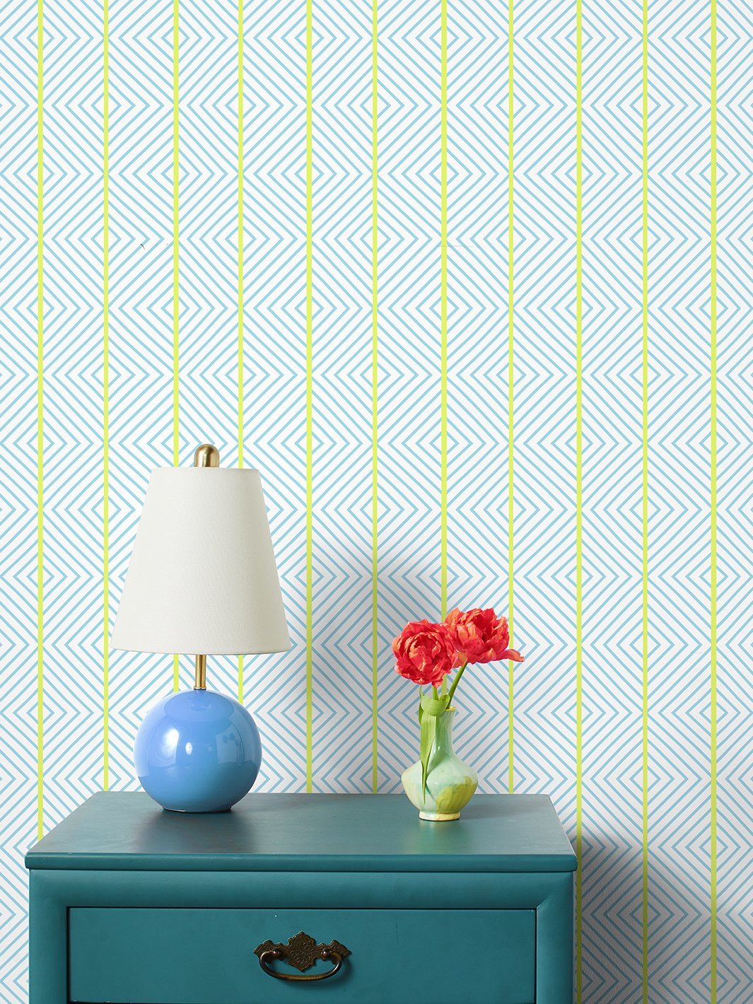 barbie-dreamhouse-diamond-wallpaper-by-barbie-citrine-blue