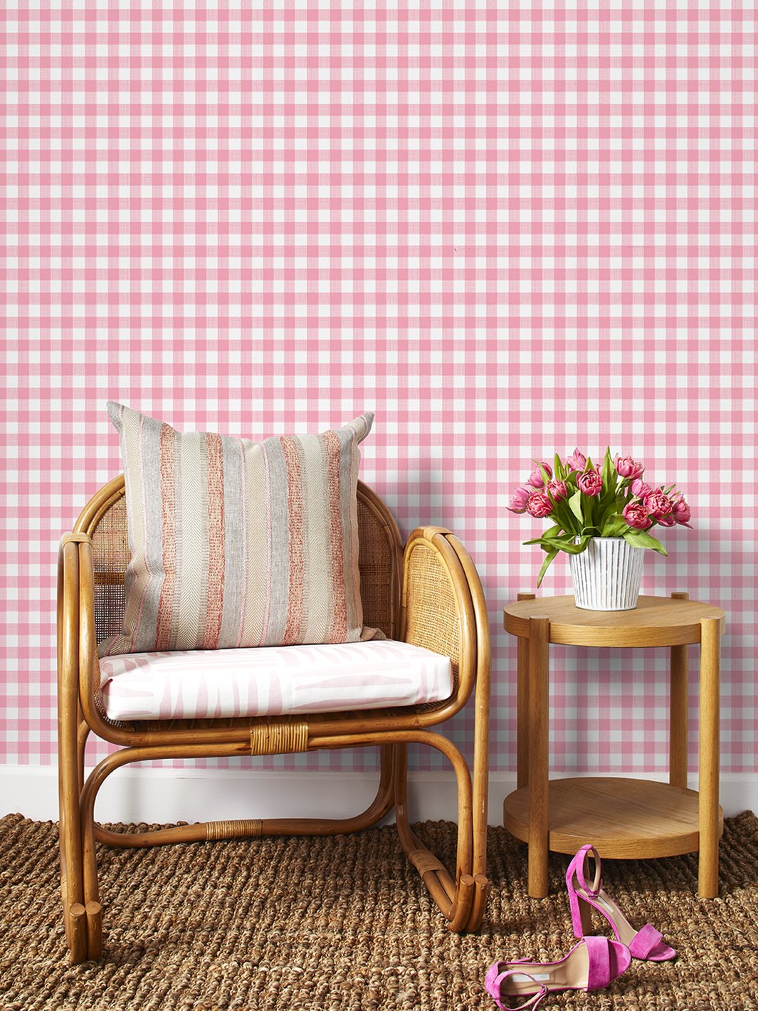 barbie-gingham-wallpaper-by-barbie-bubblegum