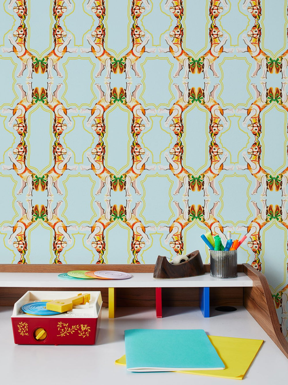 horse-arc-wallpaper-by-fisher-price-sky