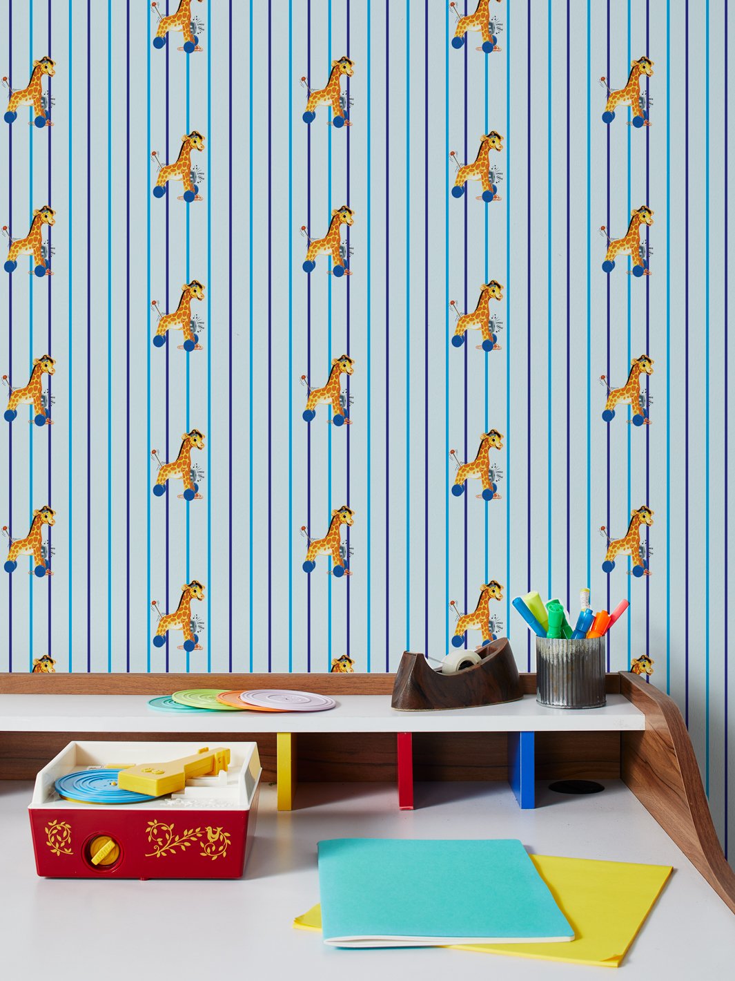 jingle-giraffe-stripe-wallpaper-by-fisher-price-sky