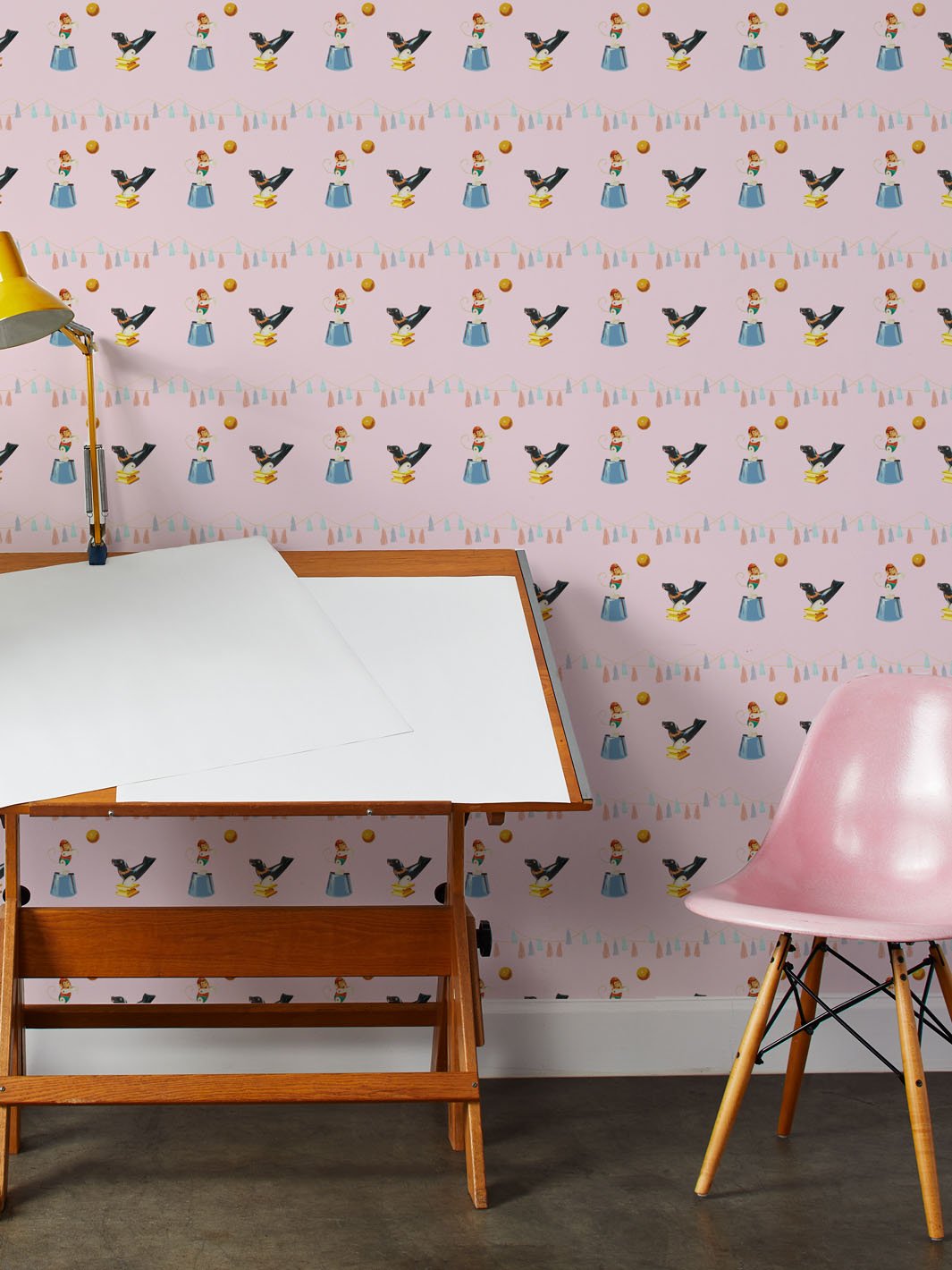 seal-monkey-circus-wallpaper-by-fisher-price-pink