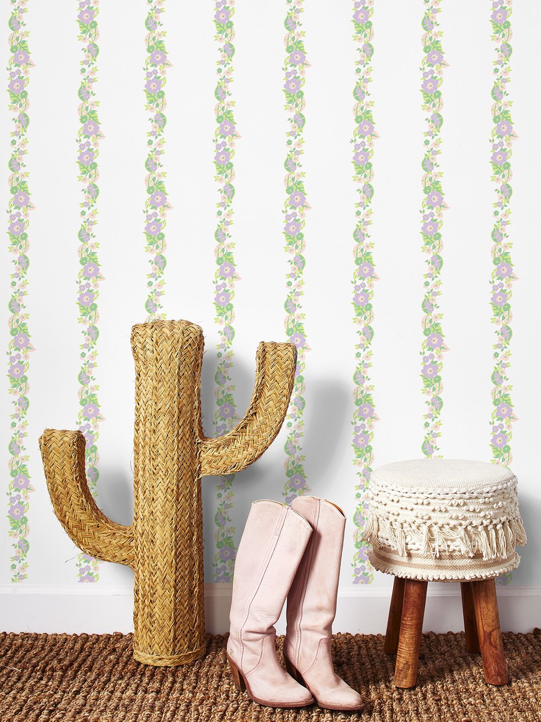 floral-stripe-wallpaper-by-barbie-lavender-peach
