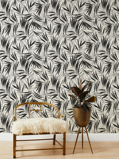 'Majesty Palm' Grasscloth' Wallpaper by Wallshoppe - Black