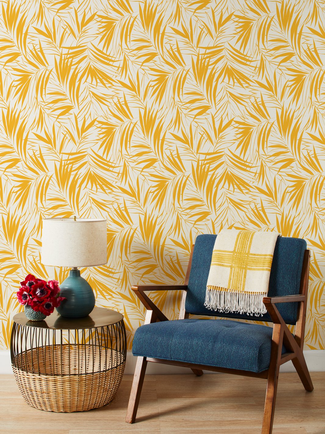 'Majesty Palm' Grasscloth' Wallpaper by Wallshoppe - Gold