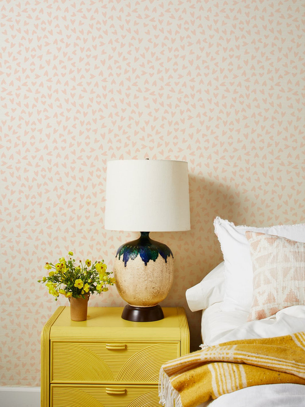 scattered hearts pink grasscloth