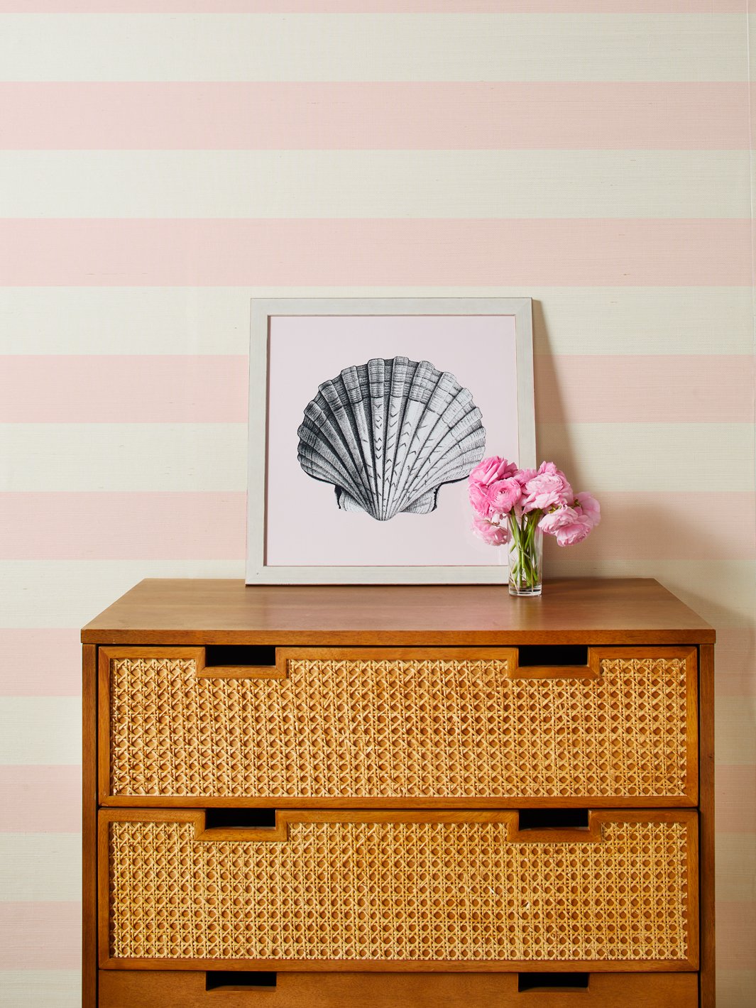 'Wide Stripe' Grasscloth' Wallpaper by Wallshoppe - Ballet Slipper