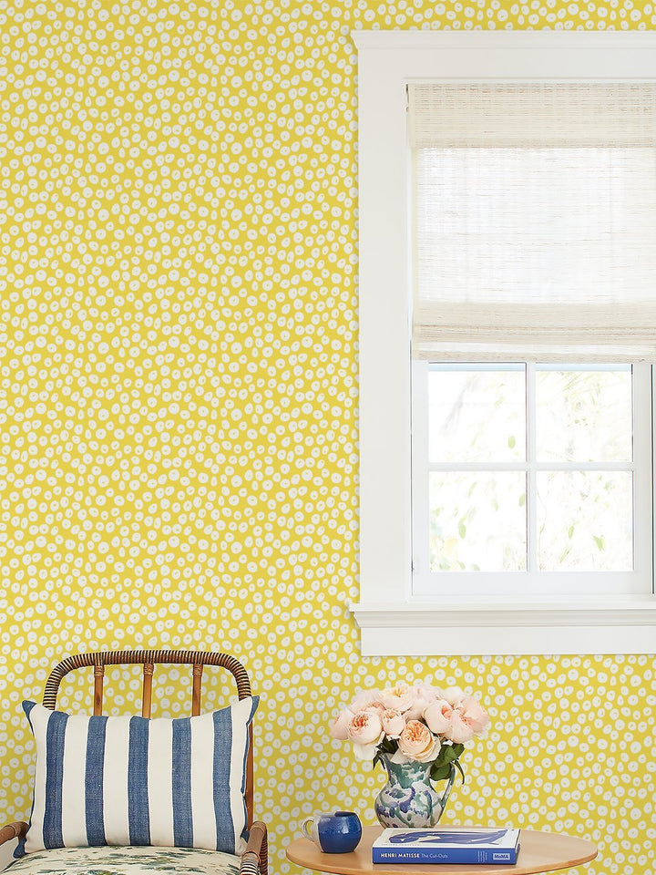 parade-dots-wallpaper-by-barbie-daffodil
