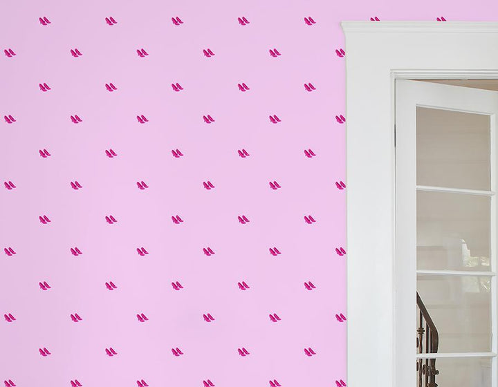 pink-pumps-wallpaper-by-barbie-lavender