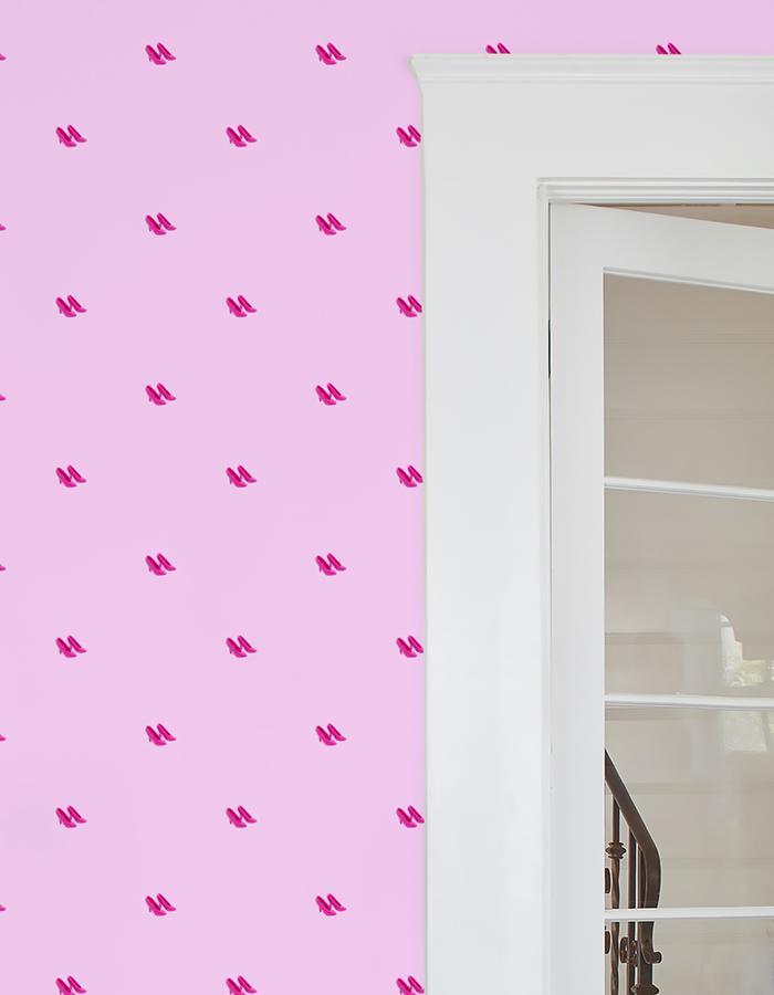 pink-pumps-wallpaper-by-barbie-lavender