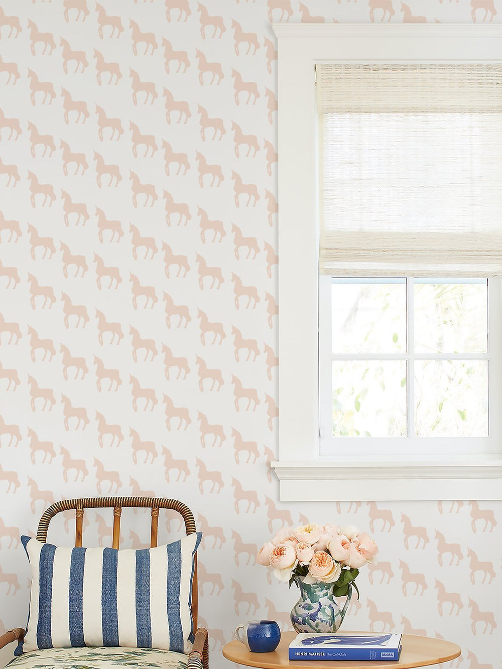 unicorns-wallpaper-by-barbie-white-on-peach
