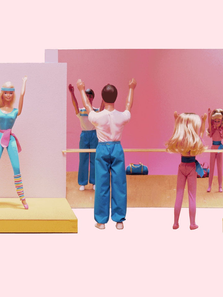 workout-barbie-horizontal-wallpaper-by-barbie-pink