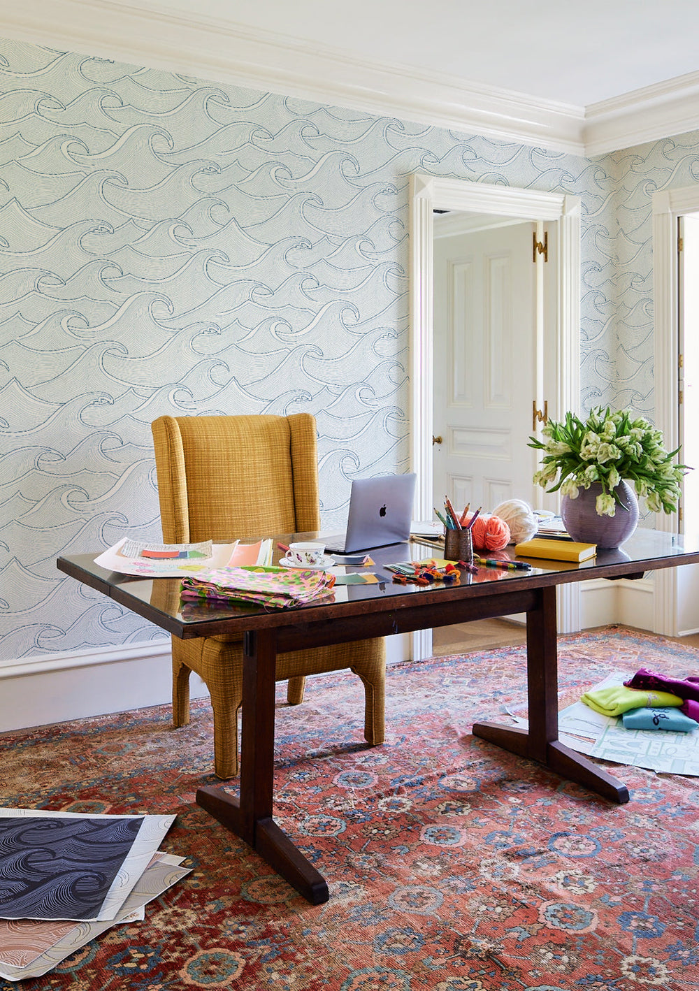 waves-wallpaper-lingua-franca-white